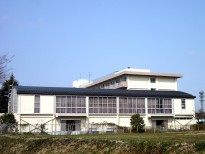 長野大学体育館屋根改修工事の施工事例・実績写真